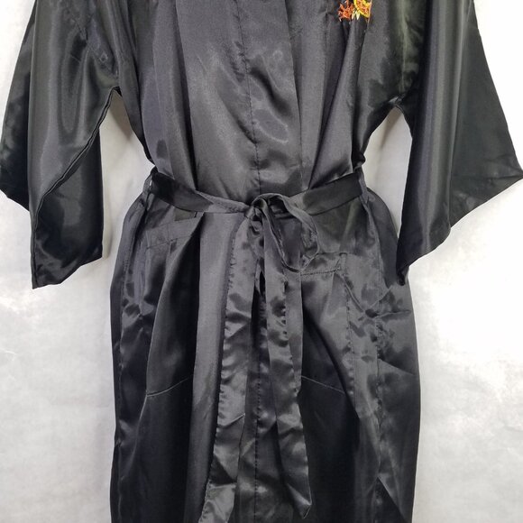 Lucky Kimono Bath Robe M Hand Embroidered Chinese Dragon Black Satin Tie Pockets - Picture 11 of 16
